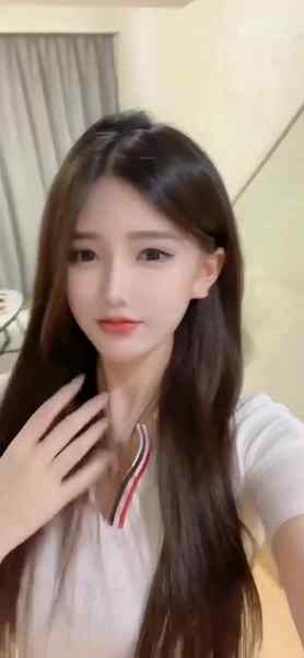 03后-活泼可爱-三点粉嫩-雪白肌肤