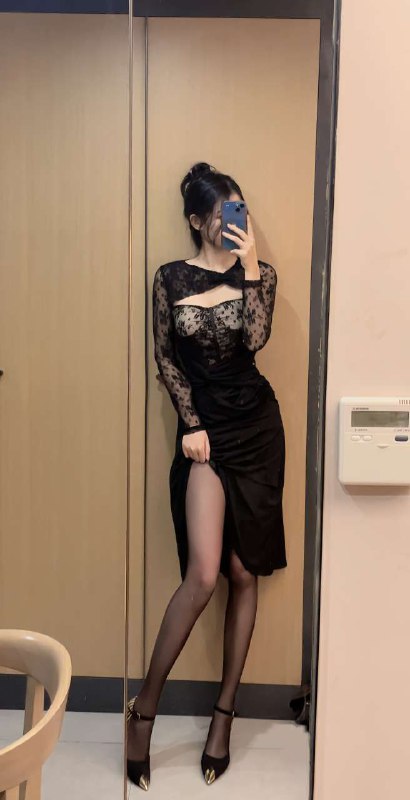 #香港网红博主~1554频道客服:@AnnaGJ168全球客服：@AnnaGJ168bot#按摩#伴游#外围