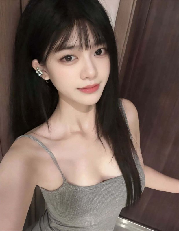 #香港活泼有趣~1449频道客服:@AnnaGJ168全球客服：@AnnaGJ168bot#按摩#伴游#外围