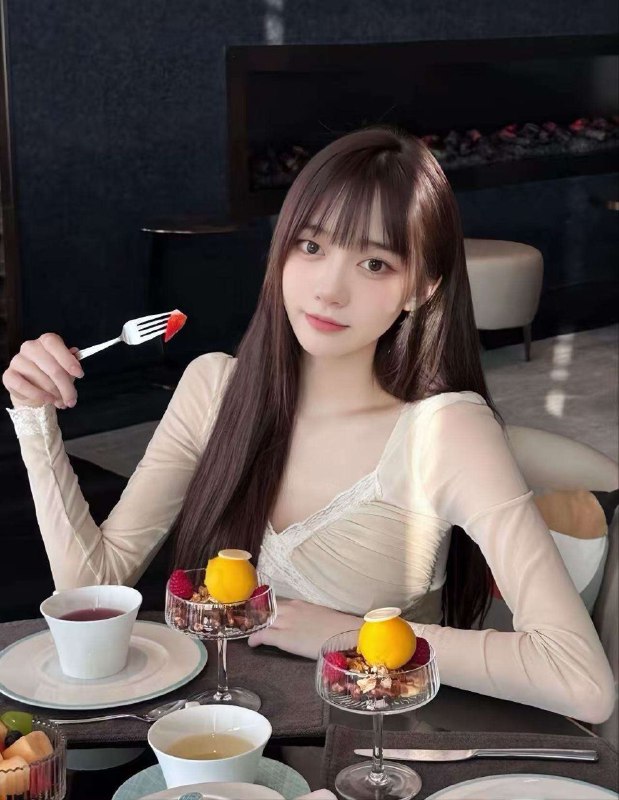 #香港活泼有趣~1449频道客服:@AnnaGJ168全球客服：@AnnaGJ168bot#按摩#伴游#外围