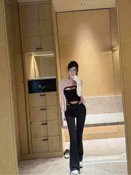 #香港首秀❤️❤️~1442频道客服:@AnnaGJ168全球客服：@AnnaGJ168bot#按摩#伴游#外围