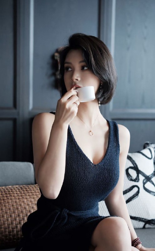 #香港临时兼职~1339提前预约频道客服:@AnnaGJ168全球客服：@AnnaGJ168bot#按摩#伴游#外围