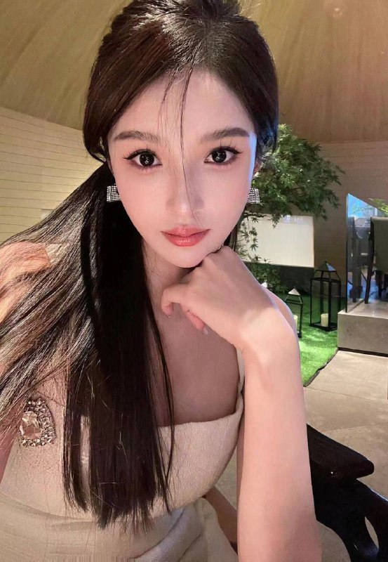 #香港细腰翘臀~1229174/频道客服:@AnnaGJ168全球客服：@AnnaGJ168bot#反差#按摩#伴游#外围