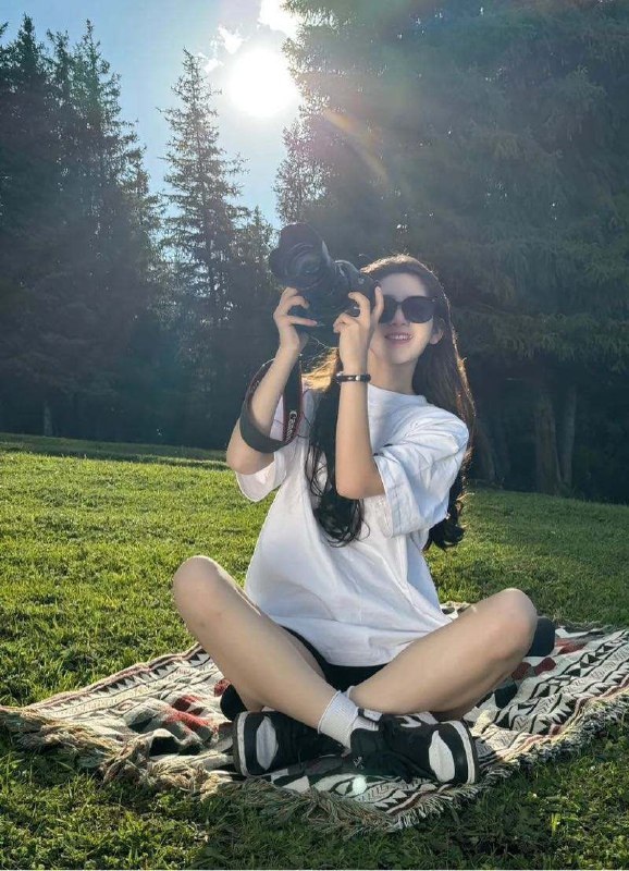 #香港异域风情~1330172/D频道客服:@AnnaGJ168全球客服：@AnnaGJ168bot#反差#按摩#伴游#外围