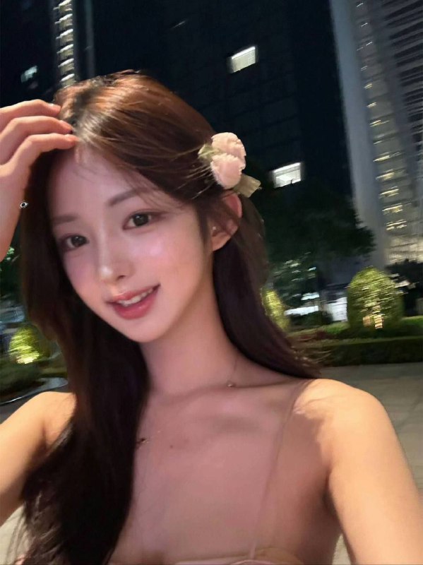 #香港初恋女友~1228频道客服:@AnnaGJ168全球客服：@AnnaGJ168bot#反差#按摩#伴游#外围