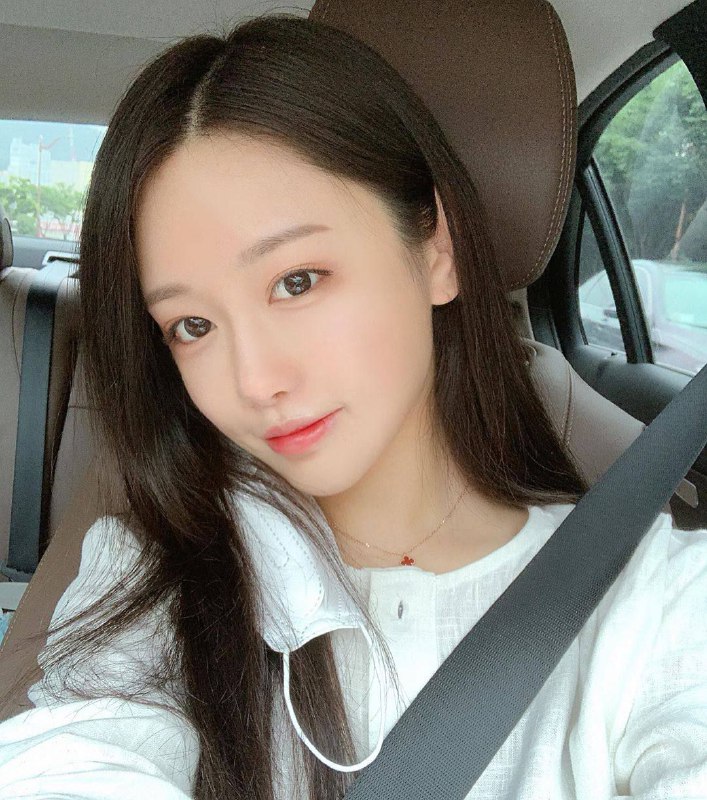 #香港首次抵港~1227频道客服:@AnnaGJ168全球客服：@AnnaGJ168bot#反差#按摩#伴游#外围