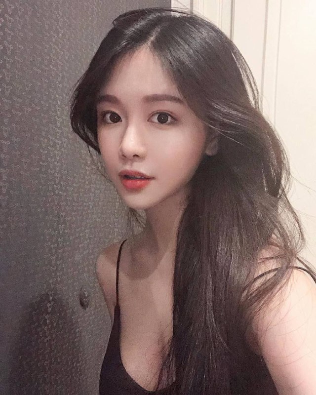 #香港首次抵港~1227频道客服:@AnnaGJ168全球客服：@AnnaGJ168bot#反差#按摩#伴游#外围