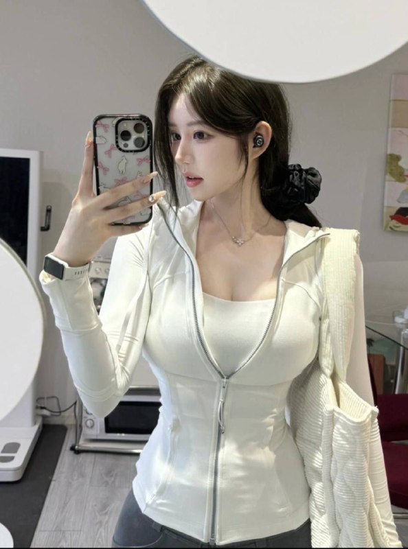 #香港✨✨暂停 短兼⬆️Up up⬆️✨📈喜欢【甜美 纯欲 单纯的必选款宝藏女频道客服:@AnnaGJ168全球客服：@AnnaGJ168bot#反差#按摩#伴游#外围