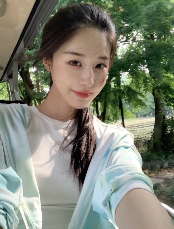 #香港网红女友~1191💕人170/C频道客服:@AnnaGJ168全球客服：@AnnaGJ168bot#香港外围