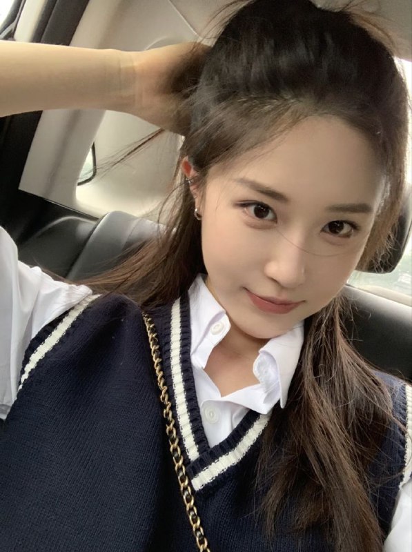 #香港网红女友~1191💕人170/C频道客服:@AnnaGJ168全球客服：@AnnaGJ168bot#香港外围