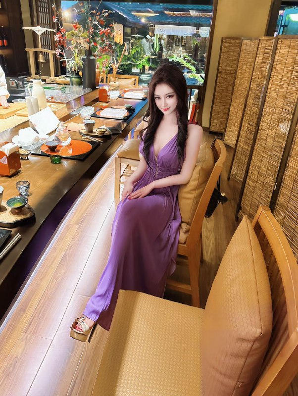 #香港模特兼职~1170短暂停留 提前预约频道客服:@AnnaGJ168全球客服：@AnnaGJ168bot#香港外围#香港小姐