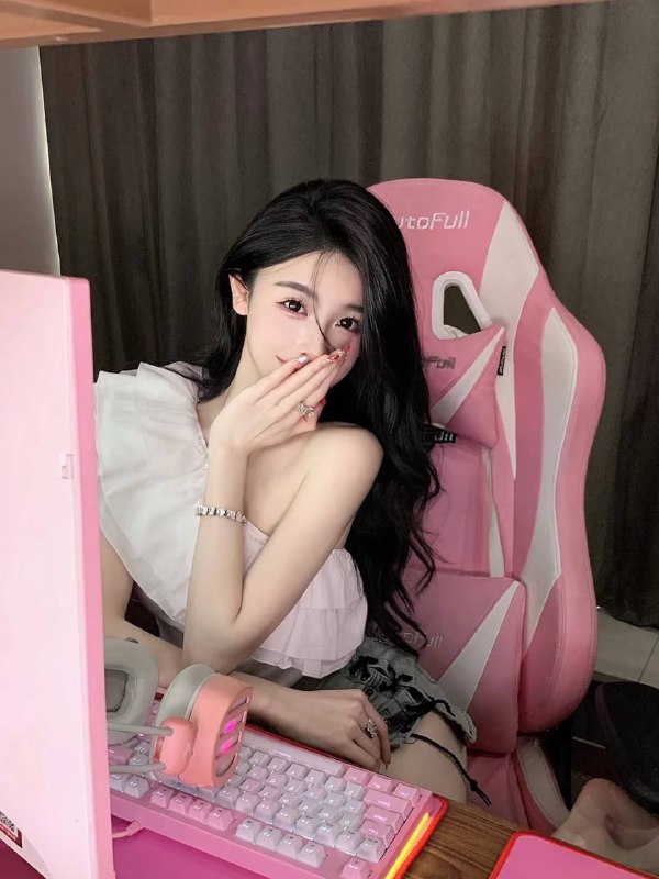 #香港短期兼职~1159风格多变需提前预约频道客服:@AnnaGJ168全球客服：@AnnaGJ168bot#香港兼职#香港外围