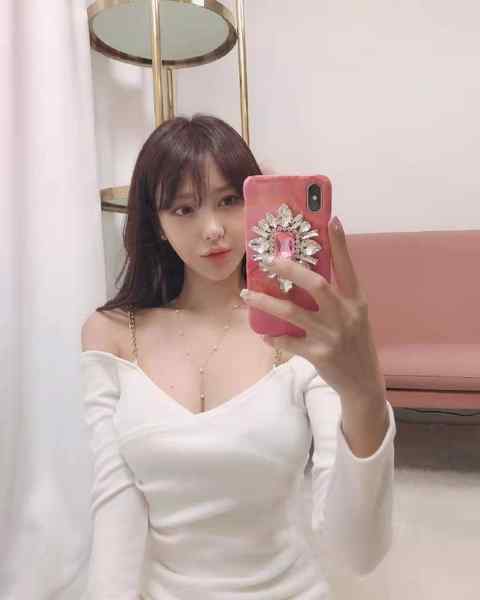 #香港新人❤️❤️❤️~1139频道客服:@AnnaGJ168全球客服：@AnnaGJ168bot#香港兼职#香港外围#香港上门