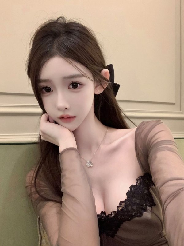 #香港新人首开~1128性格好 善沟通 主动温柔懂配合频道客服:@AnnaGJ168全球客服：@AnnaGJ168bot#香港兼职#香港外围#香港上门