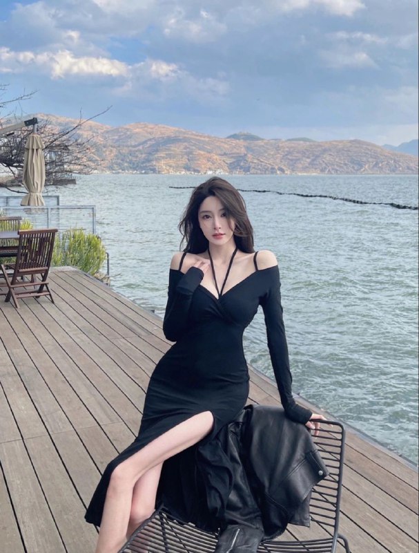 #香港笑容超甜~1106频道客服:@AnnaGJ168全球客服：@AnnaGJ168bot#香港兼职#香港伴游