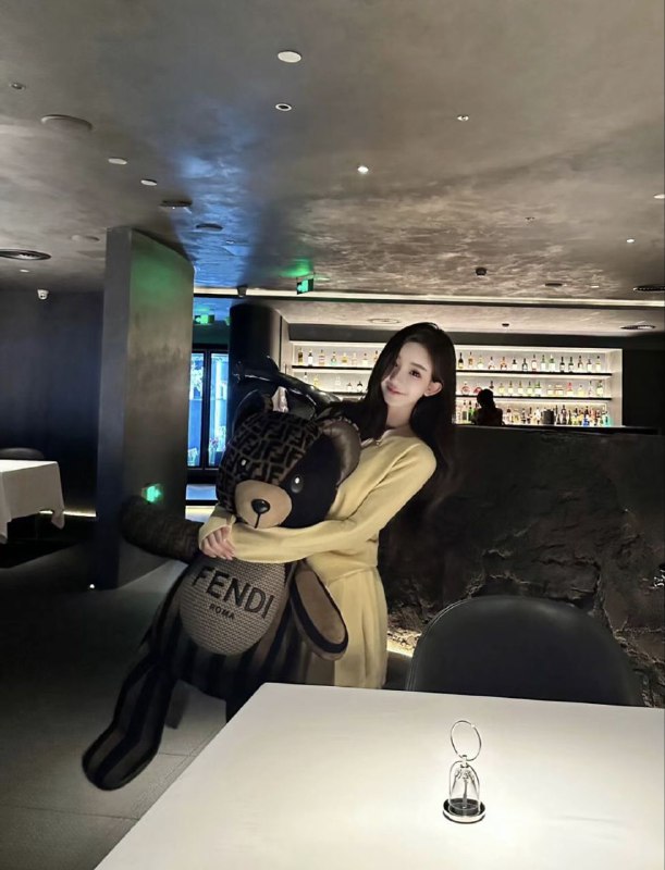 #香港网红兼职~1105频道客服:@AnnaGJ168全球客服：@AnnaGJ168bot#香港兼职#香港伴游