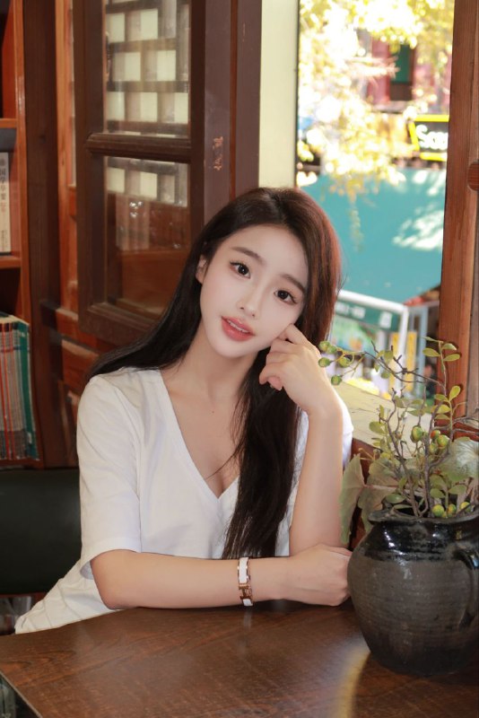 #香港初到香港~1102频道客服:@AnnaGJ168全球客服：@AnnaGJ168bot#香港兼职#香港伴游