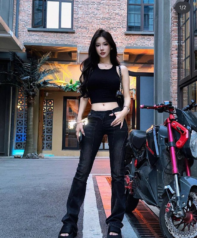 #香港模特兼职~992175cm 51kg频道客服:@AnnaGJ168全球客服：@AnnaGJ168bot#香港兼职#香港伴游