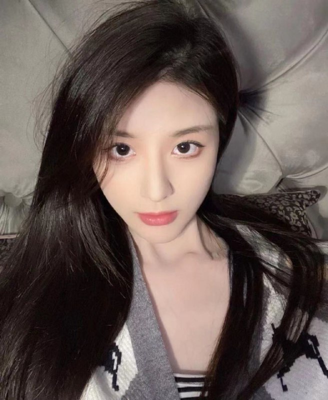 #香港纯欲女友~981会粤语在读研究生 纯兼职纯御仙女反差女友感系列皮肤雪白 气质类型 素质高真人真照，配合度极高推荐指数🌟🌟🌟🌟🌟频道客服:@AnnaGJ168全球客服：@AnnaGJ168bot#香港兼职#香港外围#香港上门