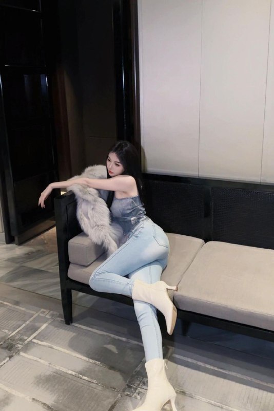 #香港女友式服务~974明星氣質 無死角好看💓超紧致💧润💓口活一流 配合度高推荐指数🌟🌟🌟🌟🌟频道客服:@AnnaGJ168全球客服：@AnnaGJ168bot#香港兼职#香港外围#香港上门