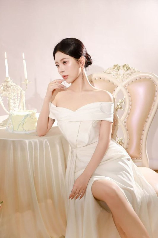 #香港气质女神~972原装无整 反差型女神推荐指数🌟🌟🌟🌟🌟频道客服:@AnnaGJ168全球客服：@AnnaGJ168bot#香港兼职#香港外围#香港上门