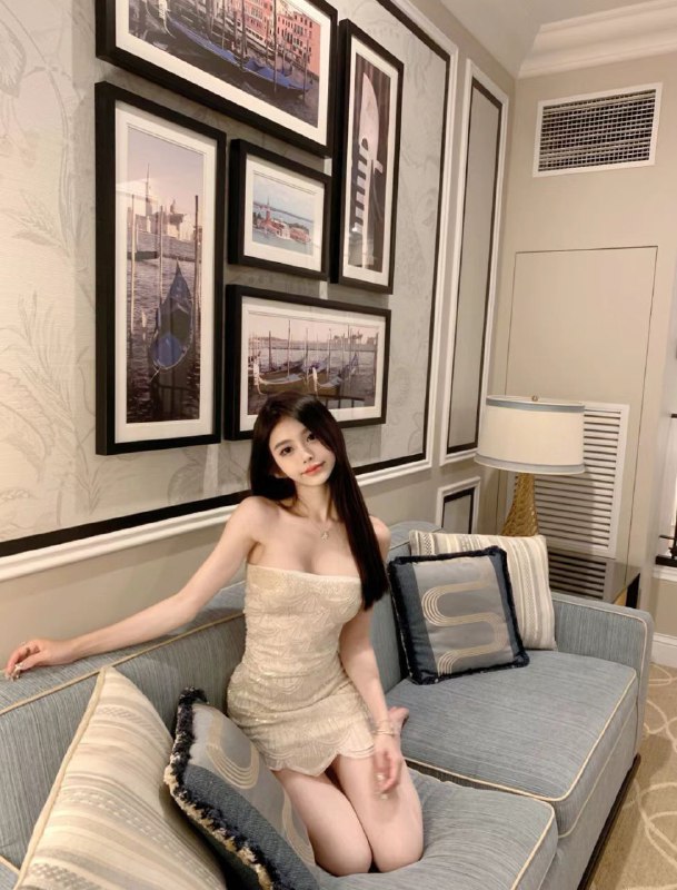 #香港极品甜妹~962光脚净身高170cm体重46kg，真🐻Dcup，青春活力小细腰，筷子真人真照推荐指数🌟🌟🌟🌟🌟频道客服:@AnnaGJ168全球客服：@AnnaGJ168bot#香港兼职#香港外围#香港上门