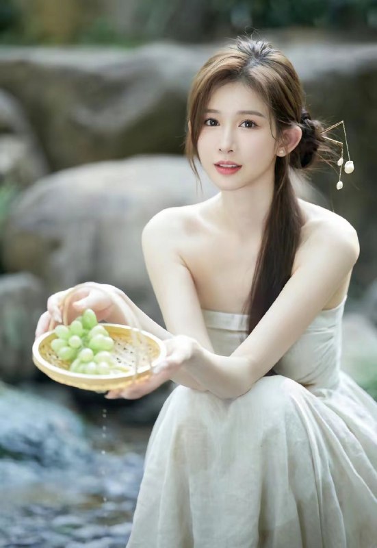 #香港气质女神~963真實高爾夫網紅筷子腿超紧致💧润一字馬超高柔軟度声音软糯 高素质 配合度极高真人真照推荐指数🌟🌟🌟🌟🌟频道客服:@AnnaGJ168全球客服：@AnnaGJ168bot#香港兼职#香港外围#香港上门