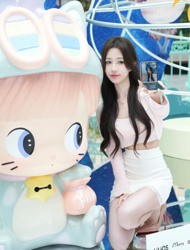 #香港极品硬万~95803年 属羊 21岁光脚净身高168cm体重45kg，真🐻D+cup五官精致自然，青春活力皮肤白嫩光滑，腰细腿长小香肩，小细腰，筷子腿推荐指数🌟🌟🌟🌟🌟频道客服:@AnnaGJ168全球客服：@AnnaGJ168bot#香港兼职#香港外围#香港上门