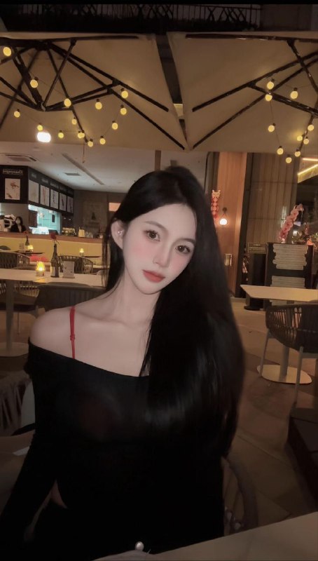 #香港温柔女友~950精致纯欲款04年• 69 kiss共🛀• 筷子腿 水蛇腰 性格温柔体贴推荐指数🌟🌟🌟🌟🌟频道客服:@AnnaGJ168全球客服：@AnnaGJ168bot#香港兼职#香港外围#香港上门