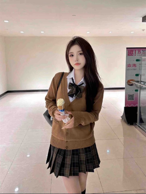 #香港外纯内骚~949皮肤牛奶般白皙滑嫩有光泽🍼🍓前凸后翘无赘肉 乖巧可爱 白嫩甜💗🍓敏感体质易湿会吸娇喘推荐指数🌟🌟🌟🌟🌟频道客服:@AnnaGJ168全球客服：@AnnaGJ168bot#香港兼职#香港外围#香港上门