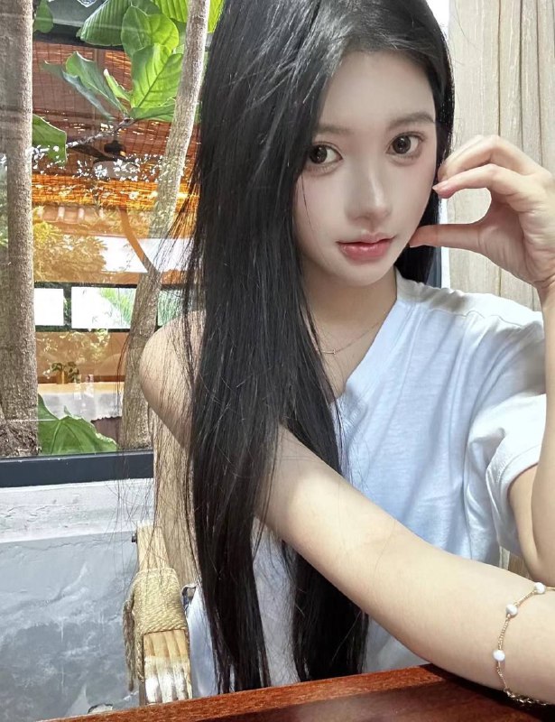 #香港极品新人~939𝐇𝐞𝐢𝐠𝐡𝐭 身高175• 𝐁𝐮𝐬𝐭🐻D• 𝐇𝐨𝐛𝐛𝐲  健身 .旅游.看书推荐指数🌟🌟🌟🌟🌟频道客服:@AnnaGJ168全球客服：@AnnaGJ168bot#香港兼职#香港外围#香港上门