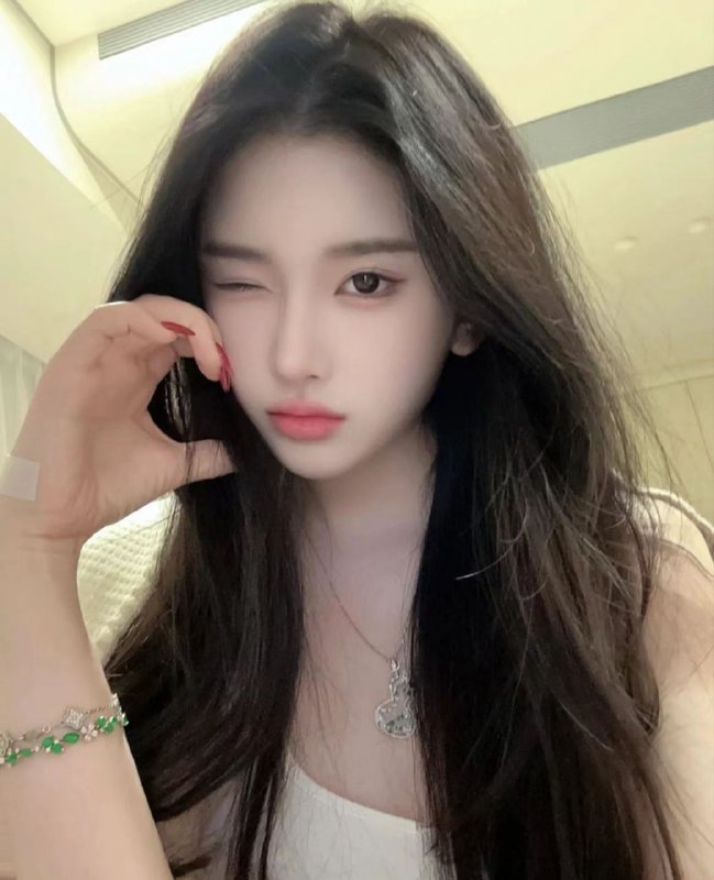 #香港可咸可甜~916体重：48kg🐻e杯 ：真胸专业：服装设计师上白班 偶尔兼职温柔懂事推荐指数🌟🌟🌟🌟🌟频道客服:@AnnaGJ168全球客服：@AnnaGJ168bot#香港兼职#香港外围#香港上门