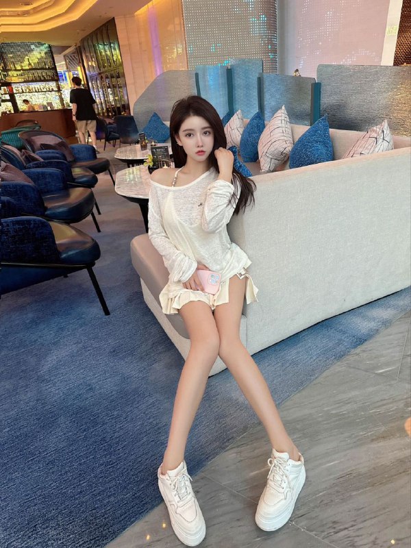 #香港纯欲女友~911🦋天然純欲女友🦋🦋真实00年 身高162真🐻天然E🦋🦋天然無整🦋全部真实生活照片推荐指数🌟🌟🌟🌟🌟频道客服:@AnnaGJ168全球客服：@AnnaGJ168bot#香港兼职#香港外围#香港上门