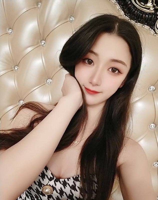 #香港极品新人~905气质高挑 皮肤白皙👅🔥，A4腰，🍷腿清纯外表下的烧杯推荐指数🌟🌟🌟🌟🌟频道客服:@AnnaGJ168官方客服：@AnnaGJ168bot#香港兼职#香港外围#香港上门