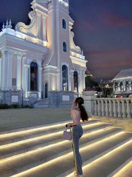 #香港极品新人~905气质高挑 皮肤白皙👅🔥，A4腰，🍷腿清纯外表下的烧杯推荐指数🌟🌟🌟🌟🌟频道客服:@AnnaGJ168官方客服：@AnnaGJ168bot#香港兼职#香港外围#香港上门