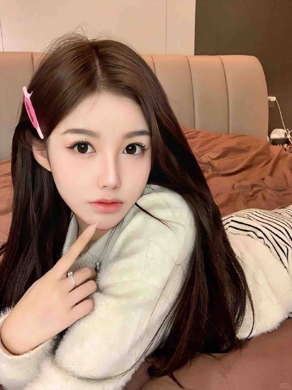 #香港全身零整~903身高:168cm体重:44kg年龄:03胸围:C通体雪白,全身零整形象气质绝佳的宝藏girl推荐指数🌟🌟🌟🌟🌟频道客服:@AnnaGJ168官方客服：@AnnaGJ168bot#香港兼职#香港外围#香港上门