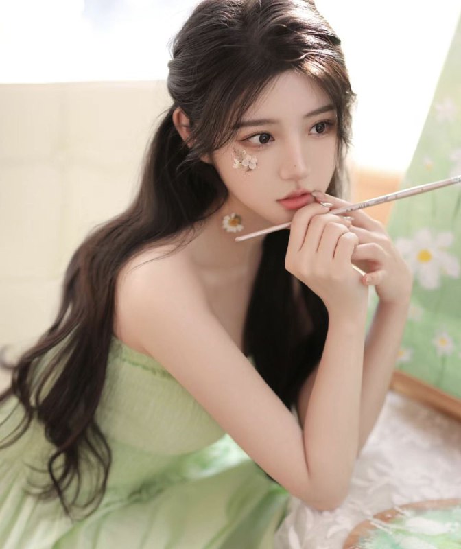 #香港漫画身材~881频道客服:@AnnaGJ168