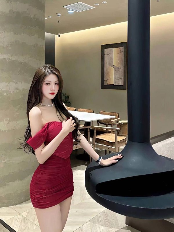 #香港气质高挑~880频道客服:@AnnaGJ168#香港兼职#香港小姐