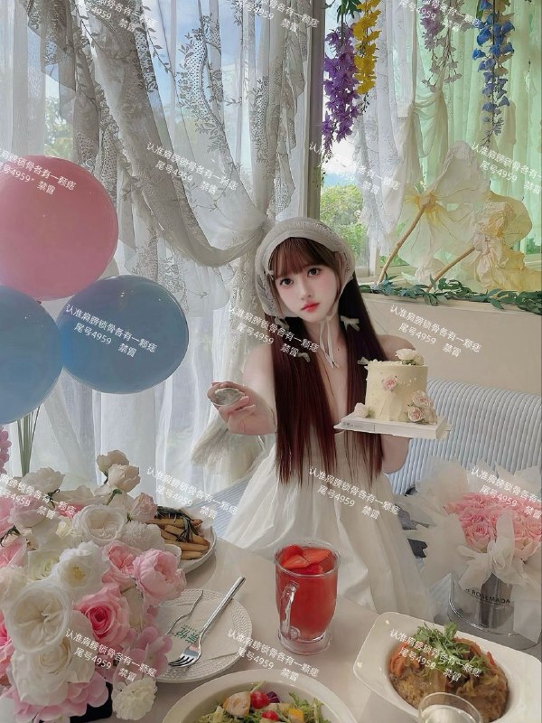 #深圳🦋极品美女 ～118超级温柔型 又乖又甜 配合度高 好评必选🍑✿身材前凸后翘  人前高冷清纯人后骚  绝对强烈反差小母狗🍑✿皮肤雪白  牛奶肌肤  只接待素质客  真人比照片好看🍑🌐频道客服@AnnaGJ168