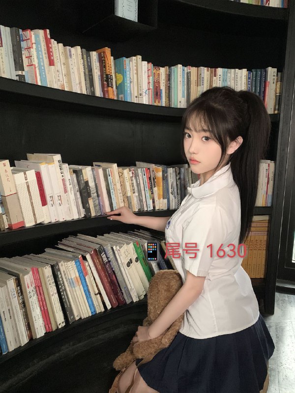 #深圳🦋极品兼职 ～116清纯无整  真实照片  肤白水嫩活泼开朗  热情不事🌐频道客服@AnnaGJ168