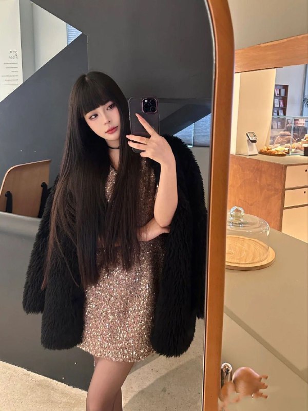 #深圳🦋圈外兼职 ～115175 D，極品大长腿 纯天然无整 高級气质▪純天然無整容 雪白三粉 全身緊緻蜂腰巨臀酒杯腿 长腿曼妙身姿摇曳▪五官立体 魅惑勾魂🌐频道客服@AnnaGJ168