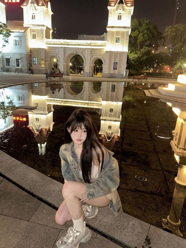 #深圳🦋兼职短开 ～107• Hobby兴趣/看书/弹琴/旅游/跳舞• 特长：皮肤雪白  天真无邪的脸筷子🥢腿         极致反差腼腆可爱      完美腰臀比礼貌有素质  配合度百分百 胜任各种知势❤️人首次下水  紧致水多（必定让您流连忘返  久久难忘）🌐频道客服@AnnaGJ168