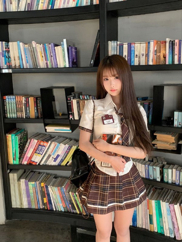 #深圳🦋极品推荐  ～009•纯欲天花板可盐可甜•主动配合榨汁机🌐频道客服@AnnaGJ168