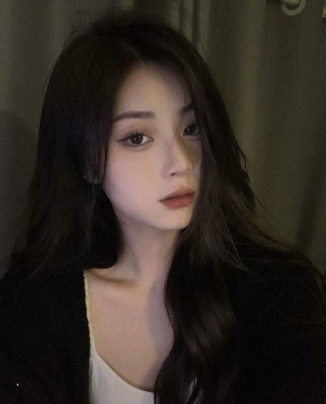 #深圳🌺极品新人~1013~身高163/🐻34B纯天然无整洗吹调情做 恋爱式服务慢热不高冷 服务热情禁止👋无T  不🐍吻  后花园  酒后  无素质🌐频道客服@AnnaGJ168