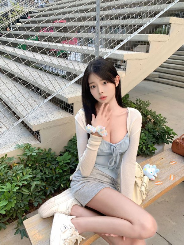 #深圳🌺碧玺推荐~lyc1009~皮肤白滑嫩 初恋女友感十足 温柔似水🌷可上门 可去妹子工作室🌷见到妹子再付💰服务开始🌐频道客服@AnnaGJ168🌐频道客服@AnnaGJ168