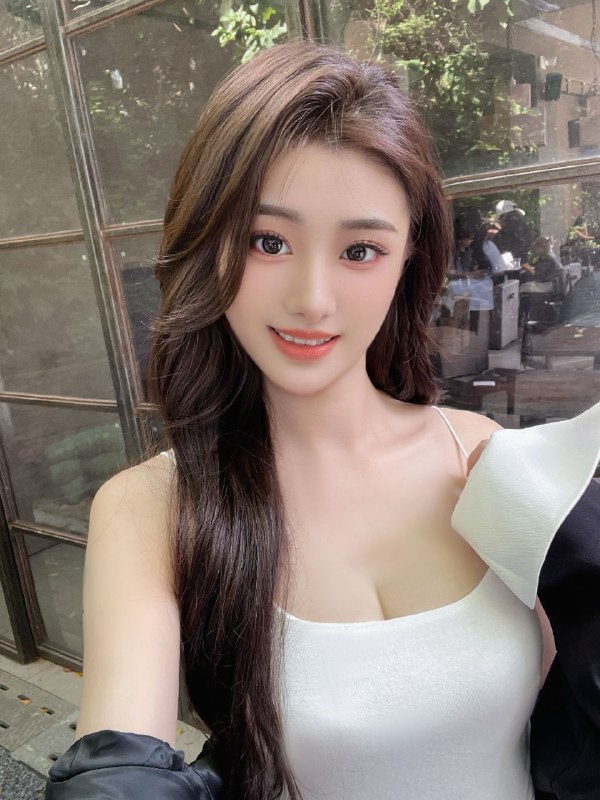 #深圳🌺极品碧玺~lcy 1000~真人真照🦋诚不欺情趣客 下单流程：🌷加入频道 甄选碧玺嫩妹🌷联系客服 确认下单🌷可上门 可去妹子工作室🌷见到妹子再付💰服务开始🌐频道客服@AnnaGJ168🌐频道客服@AnnaGJ168