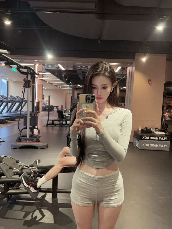 #深圳🌺极品新人~hz9038~🌷可上门 可去妹子工作室🌷见到妹子再付💰服务开始🌐频道客服@AnnaGJ168