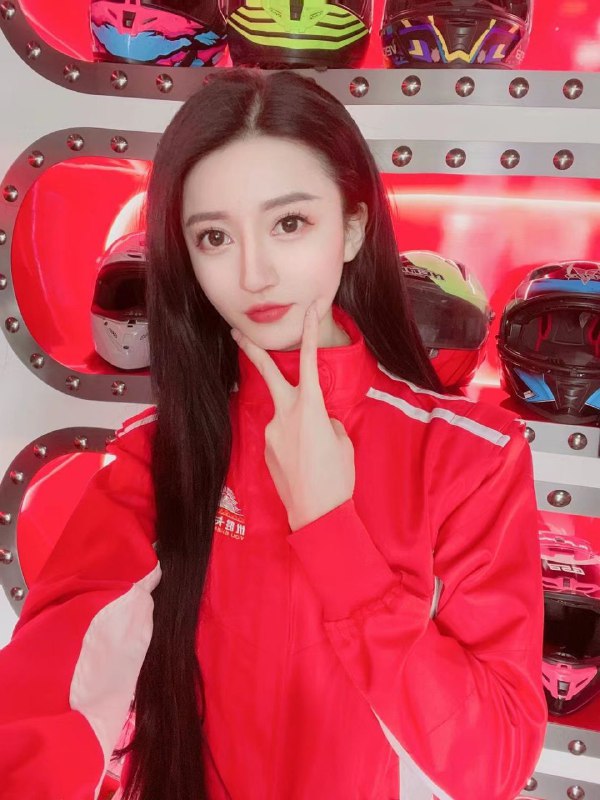 #深圳🌺兼职新人~rw9026~𝐇𝐞𝐢𝐠𝐡𝐭身高/171• 𝐖𝐞𝐢𝐠𝐡𝐭体重/85斤• 𝐁𝐮𝐬𝐭胸围/🐻F• 𝐀𝐠𝐞年龄/ 01黑长直  身型清瘦  四肢修长  气质清冷端庄筷子腿 A4腰 马甲线🥛牛奶肌皮肤雪白🦋诚不欺情趣客 下单流程：🌷可上门 可去妹子工作室🌷见到妹子再付💰服务开始🌐频道客服@AnnaGJ168