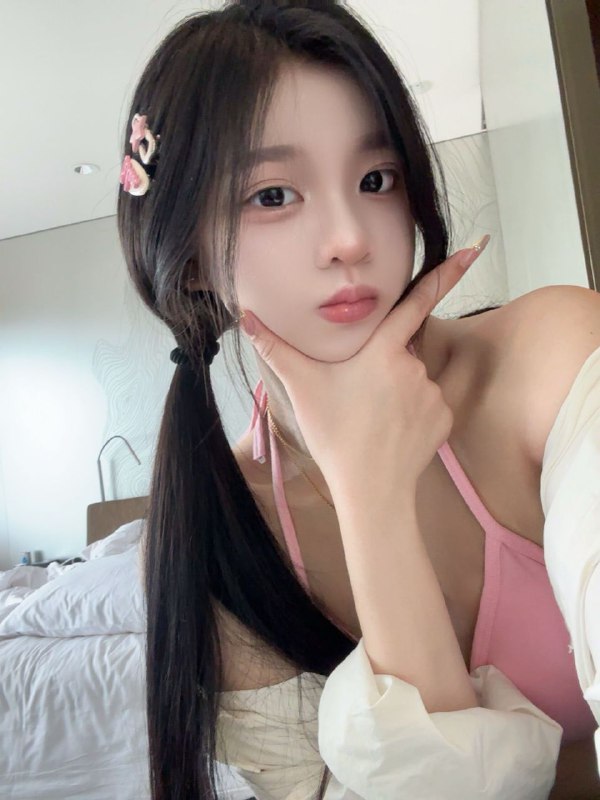 #深圳🌺学妹校花~rw9028~圈外兼职：🌷可上门 可去妹子工作室🌷见到妹子再付💰服务开始🌐频道客服@AnnaGJ168