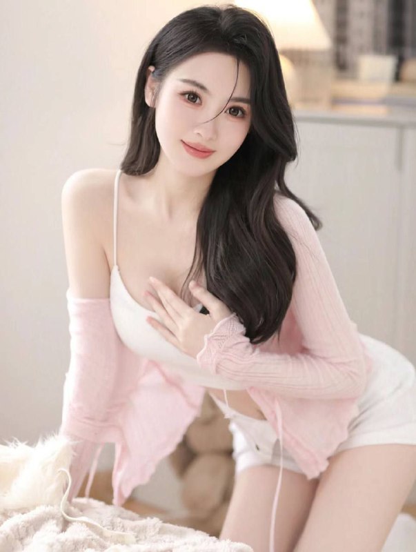 #深圳🌺新人兼职~9011~人照对版💫特点:长相清纯  身材匀称  声音娇羞  肤偌凝胶   吹弹即破  全身零毛孔  极品尤物💫爱好:旅游  聊天  跳舞  撒娇  情商高💫🉑:69蛇纹🦋诚不欺情趣客 下单流程：🌷加入频道 甄选碧玺嫩妹🌷联系客服 确认下单🌷可上门 可去妹子工作室🌷见到妹子再付💰服务开始🌐频道客服@AnnaGJ168🌐频道客服@AnnaGJ168